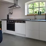 Дом отдыха Attractive Farmhouse In South Limburg With Terrace Klimmen