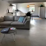 Дом отдыха Attractive Farmhouse In South Limburg With Terrace