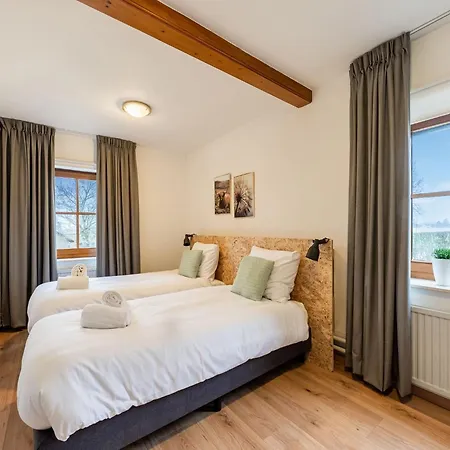 Attractive Farmhouse In South Limburg With Terrace بيت للعطل *